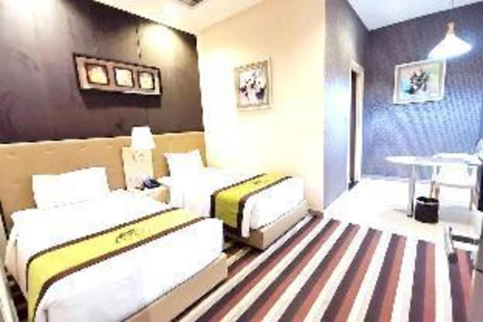 Capital O 75451 Podstel Hostel กรุงเทพมหานคร ภายนอก รูปภาพ
