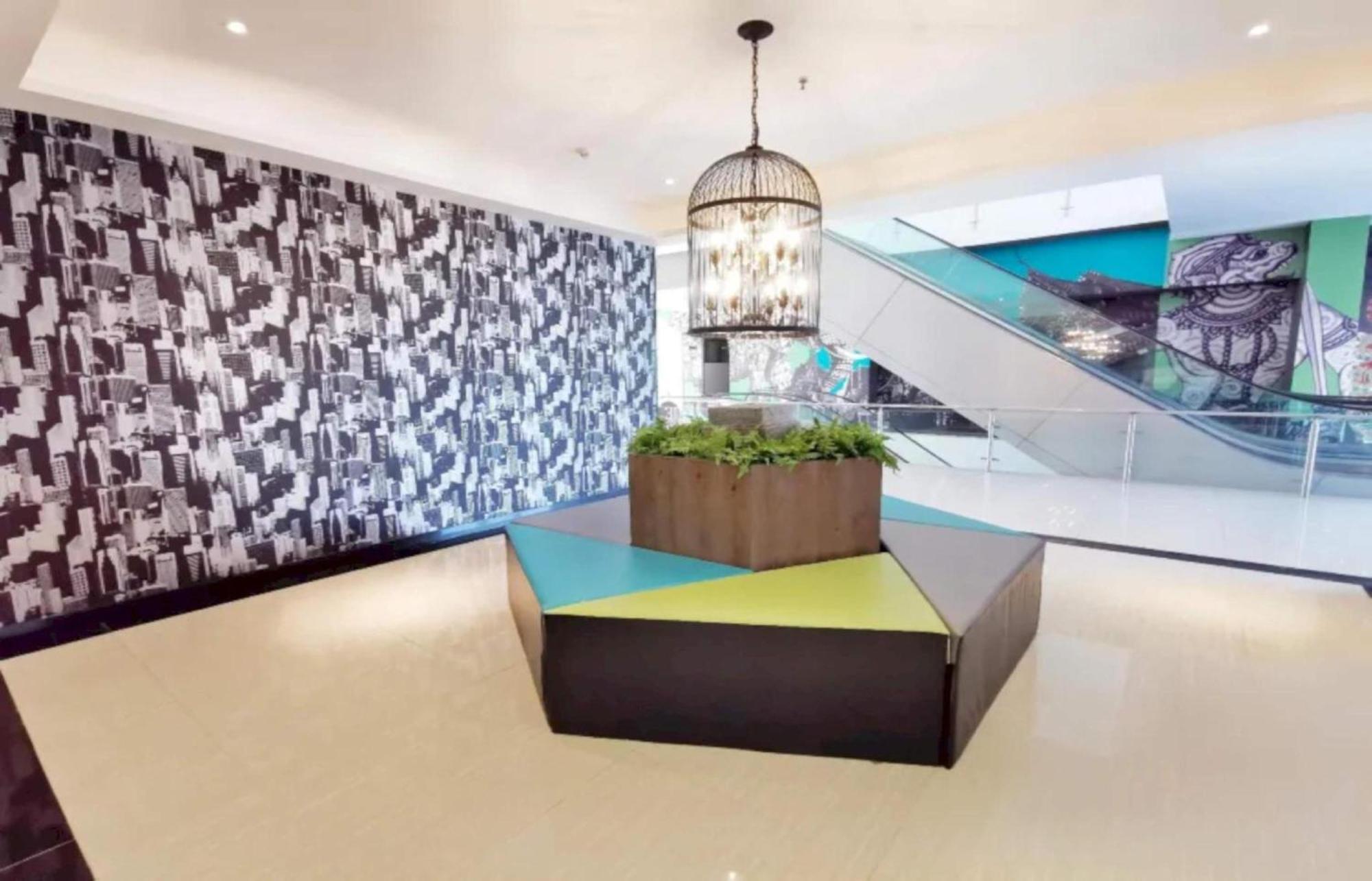 Capital O 75451 Podstel Hostel กรุงเทพมหานคร ภายนอก รูปภาพ